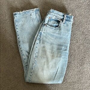 Abercrombie & Fitch Light Wash High-Rise Women’s Jeans